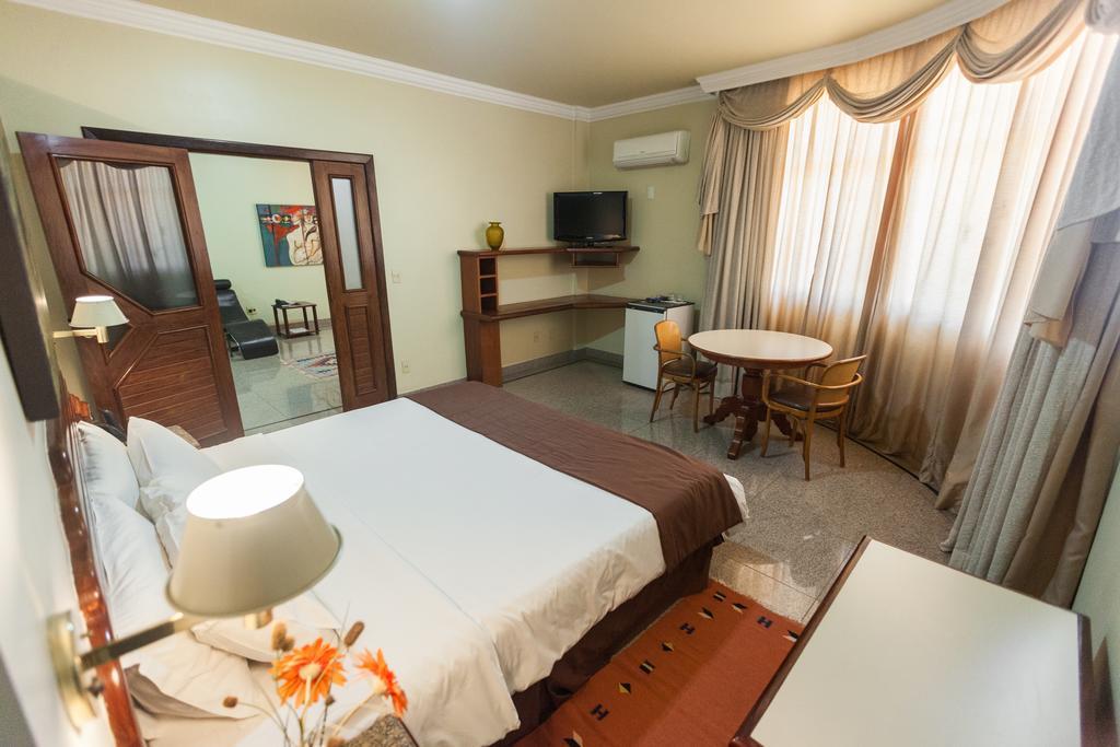 Dimas Lessa Hotel Montes Claros Exterior foto