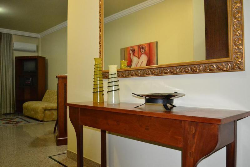 Dimas Lessa Hotel Montes Claros Exterior foto